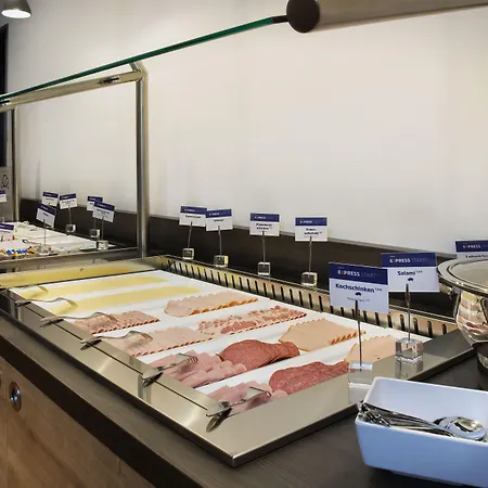 Hotel Express By Ihg Baden-Baden