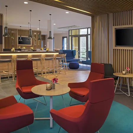 Express By Ihg 3*